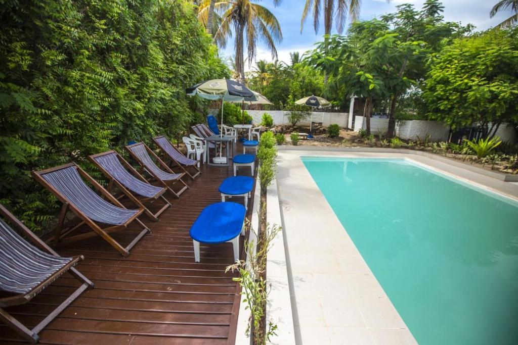 Chez Maggie Hotel & Restaurant Morondava Bagian luar foto