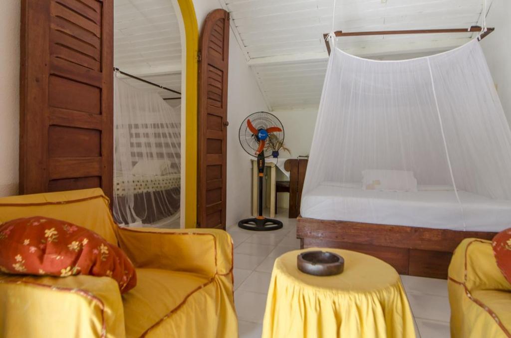 Chez Maggie Hotel & Restaurant Morondava Bagian luar foto