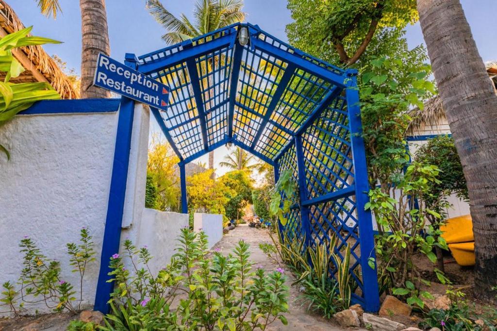 Chez Maggie Hotel & Restaurant Morondava Bagian luar foto